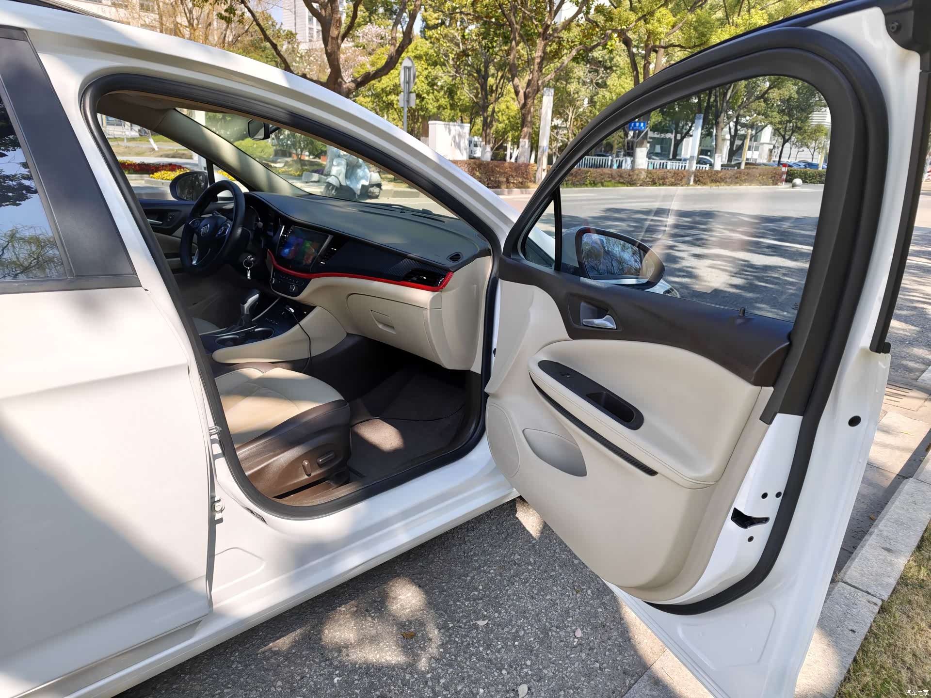 Buick Verano, 2016 16