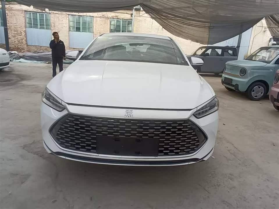 BYD Qin Yuan BYD Qin Yuan