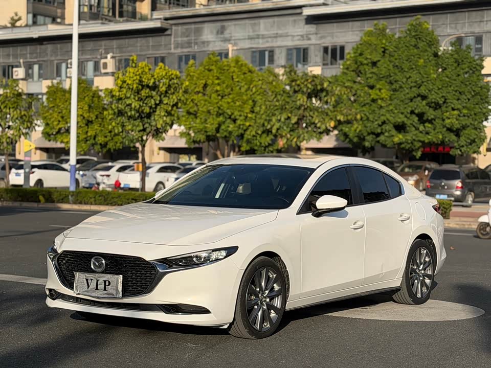 Mazda 3 Angkesaila