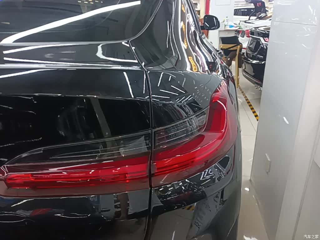 BMW X4, 2024 8