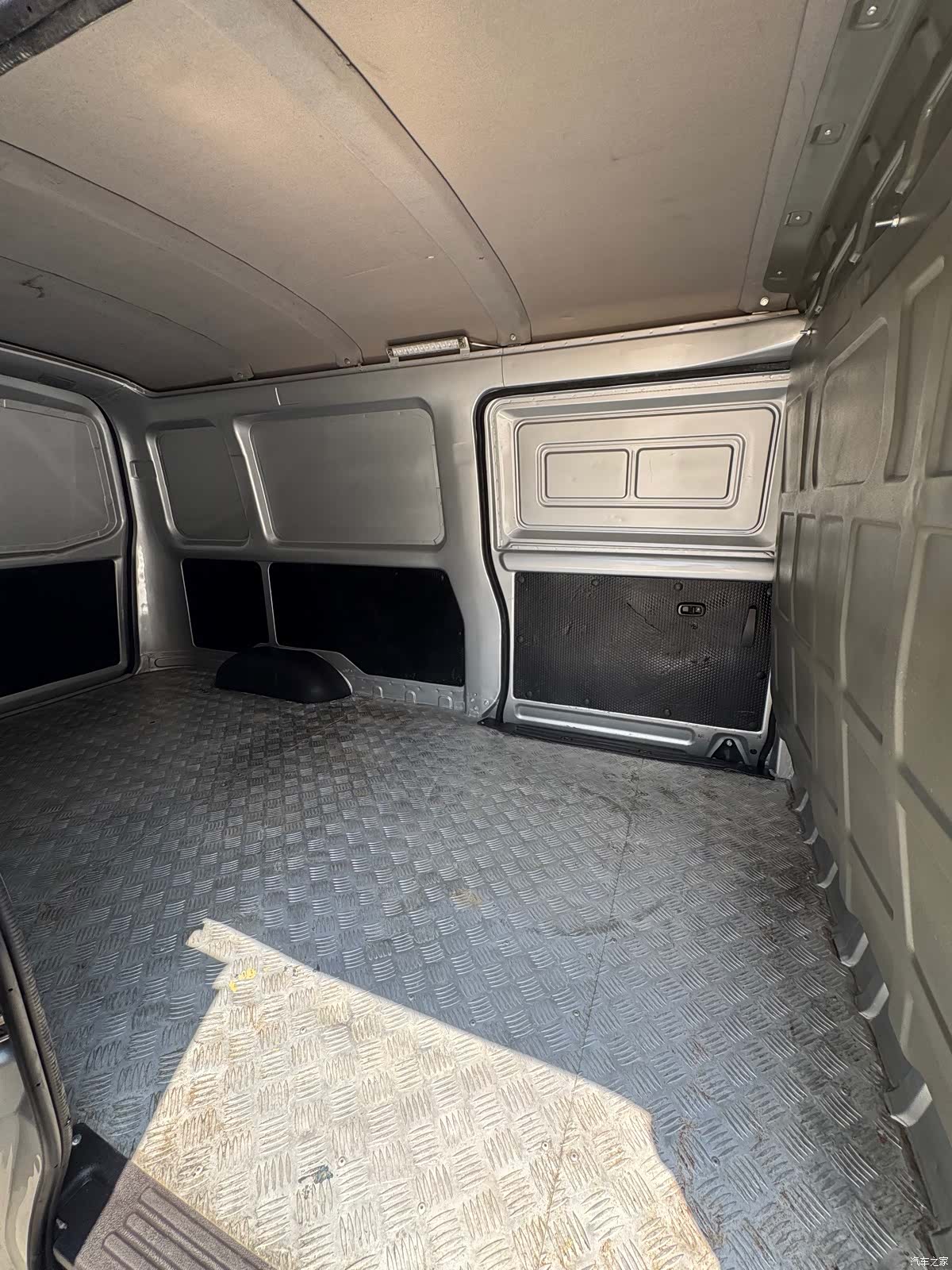 Wuling EV50, 2022 9