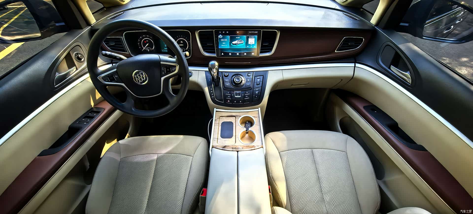 Buick GL8, 2019 все фото
