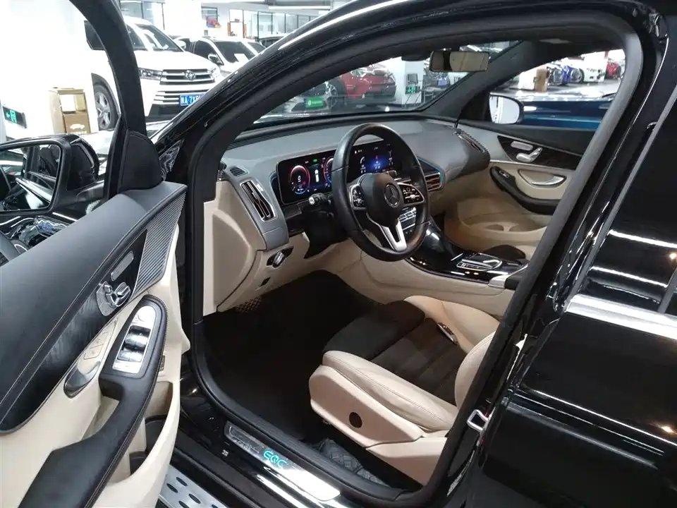 Mercedes-Benz EQC