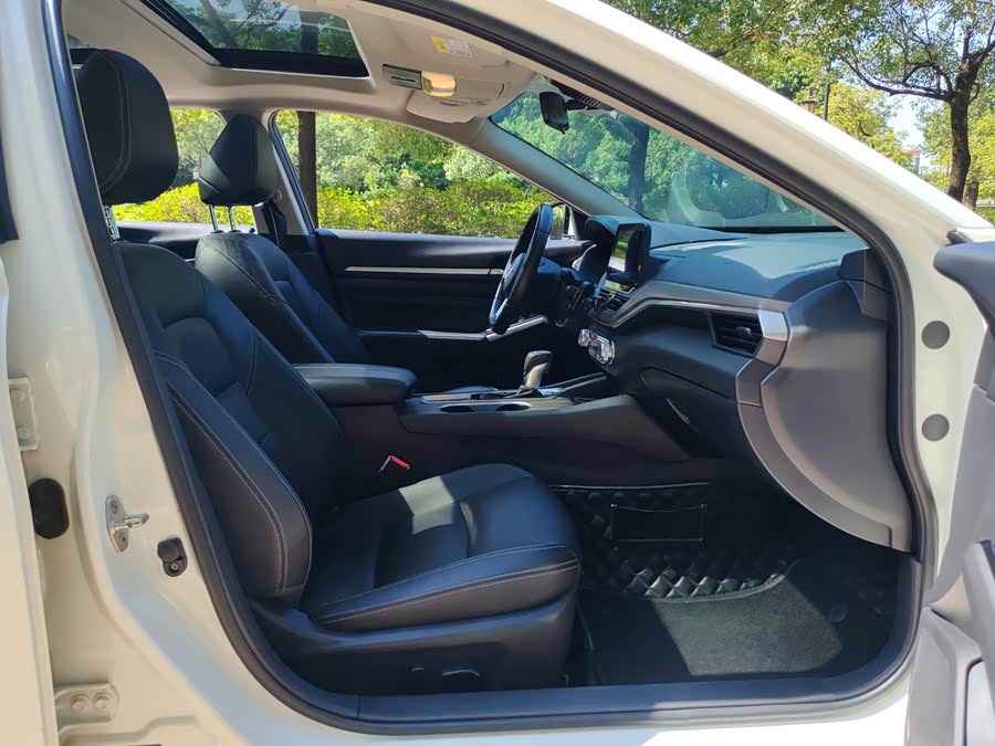 Nissan Altima 2021, фото 15