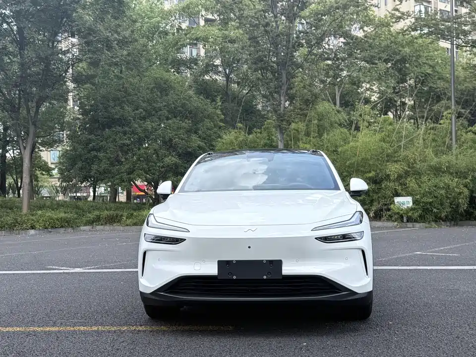 NIO L60