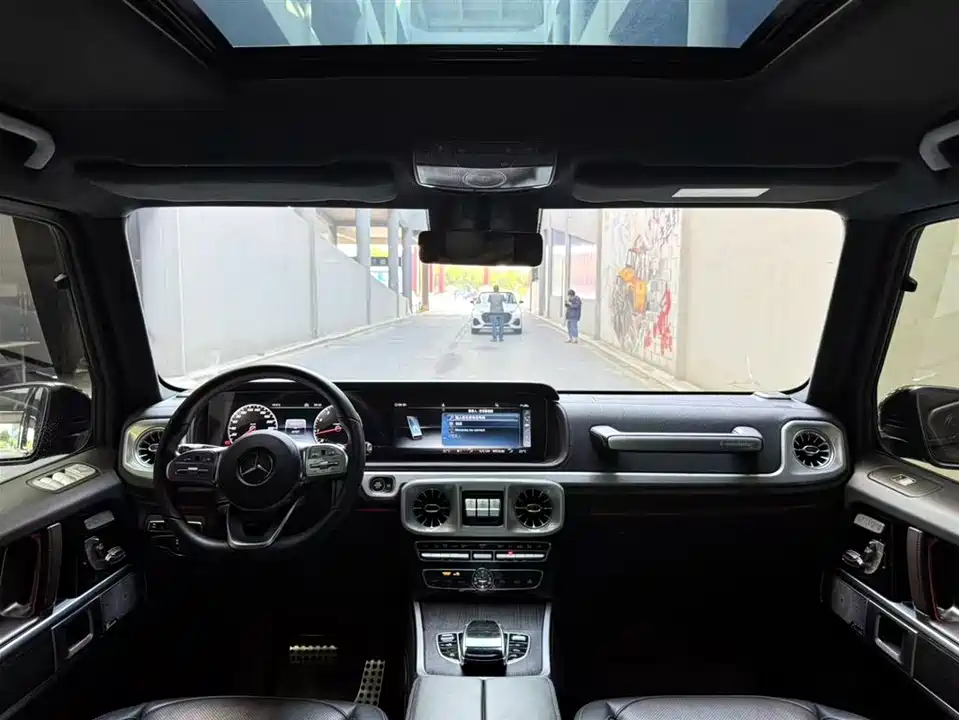 Mercedes-Benz G-class