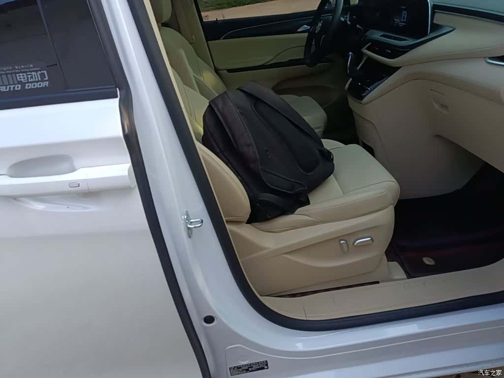 Buick GL8, 2024 25