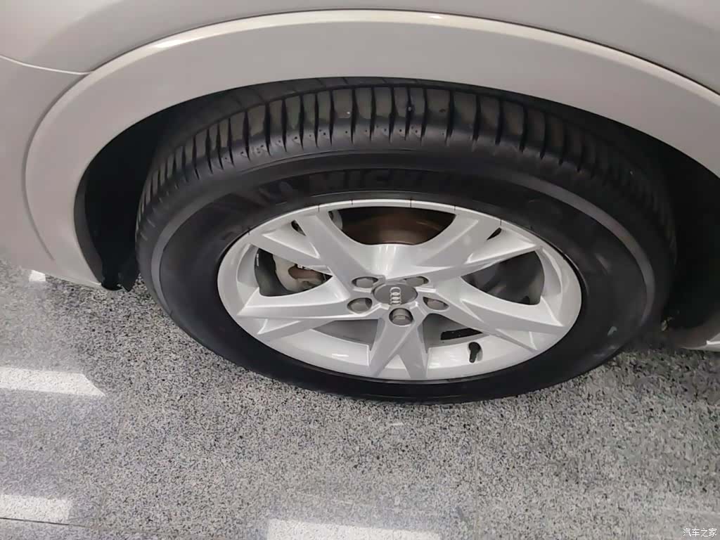 Audi Q3, 2018 23