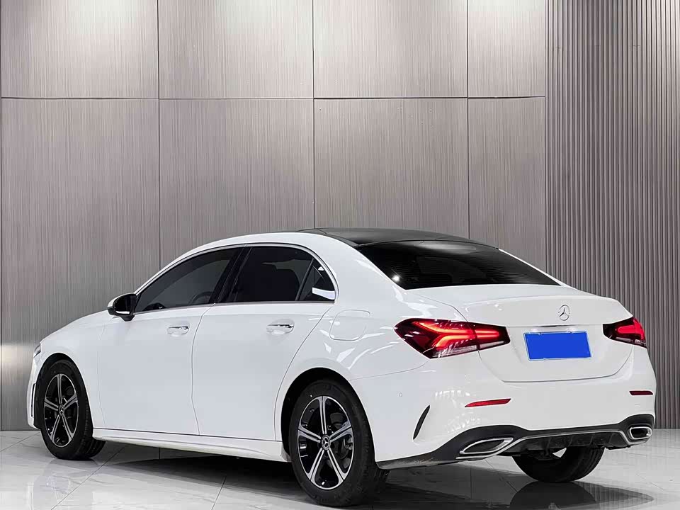 Mercedes-Benz Class A Mercedes-Benz Class A