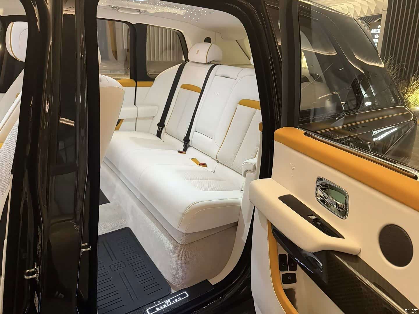 Rolls-Royce Cullinan, 2024 8