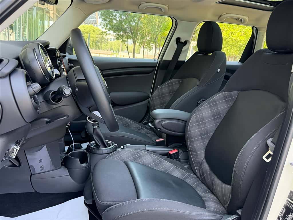 Mini Cooper, 2015 11