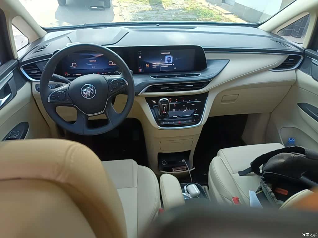 Buick GL8, 2024 10