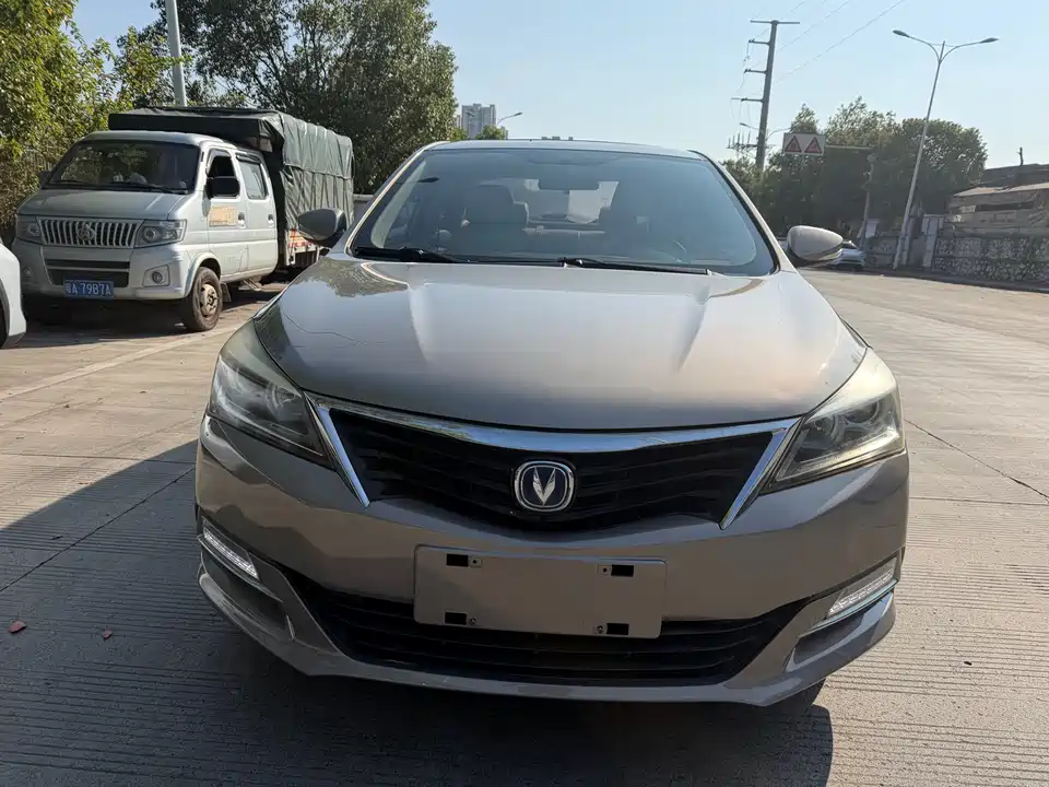 Changan Yuexiang V7