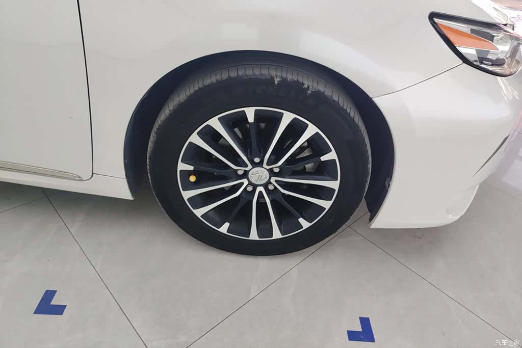 Lexus ES, 2016 6