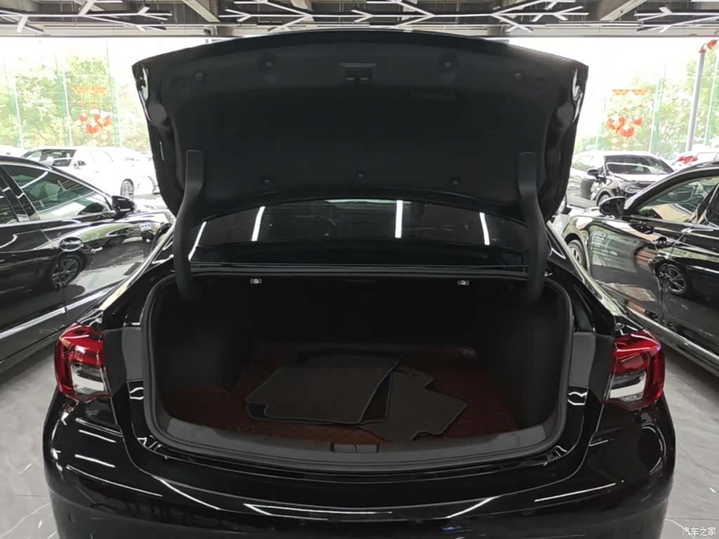 Buick Regal, 2025 19