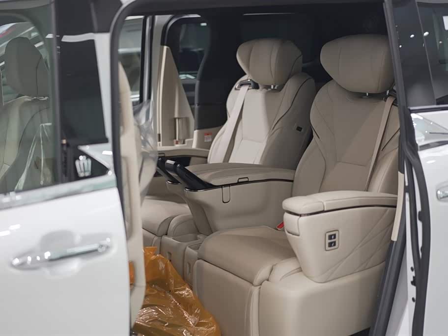 Toyota Wilfa