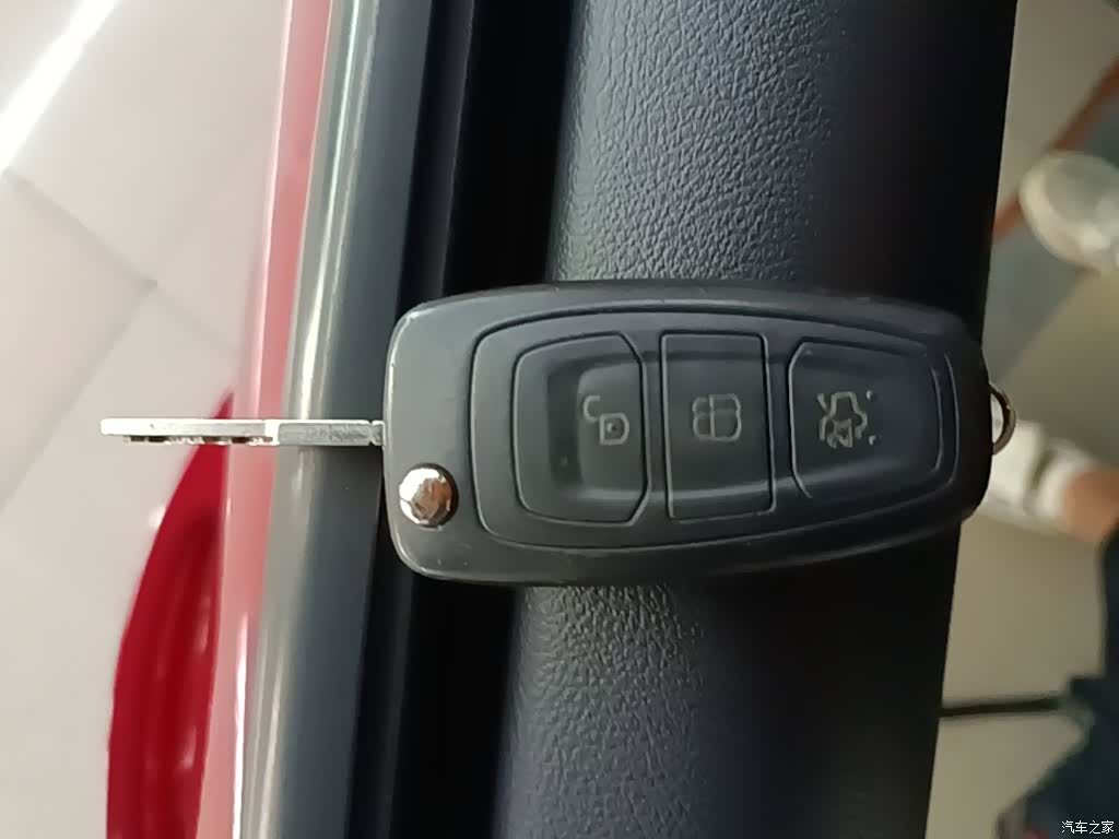 Ford Focus, 2015 9