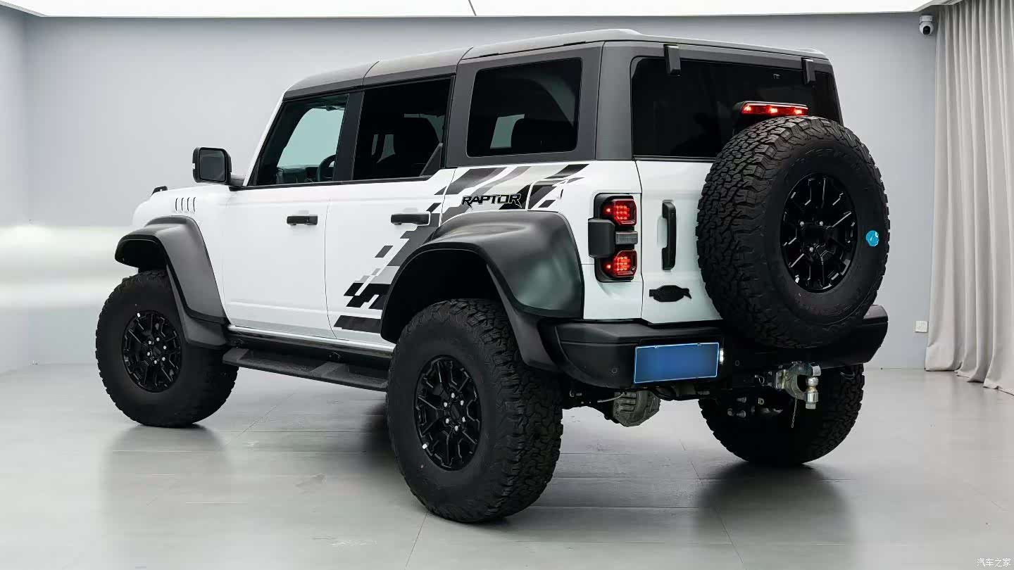 Ford Bronco, 2024 8