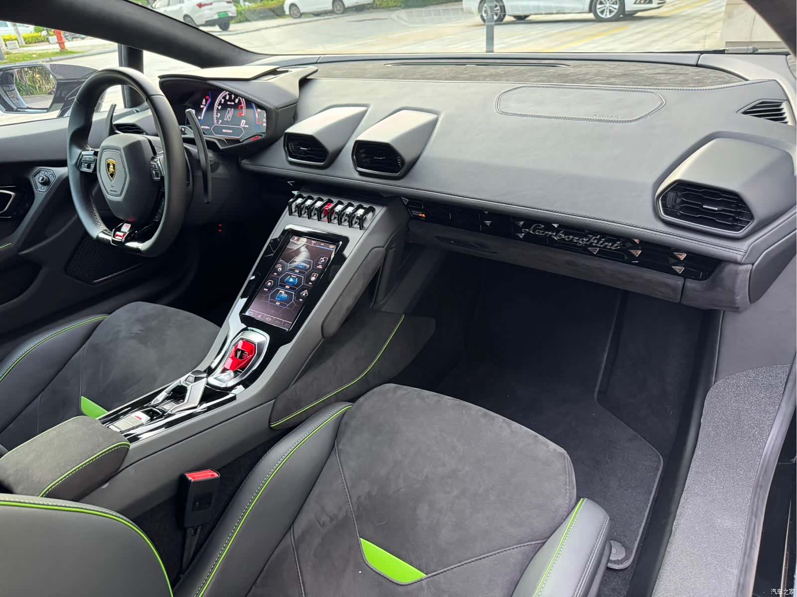 Lamborghini Huracán, 2022 9