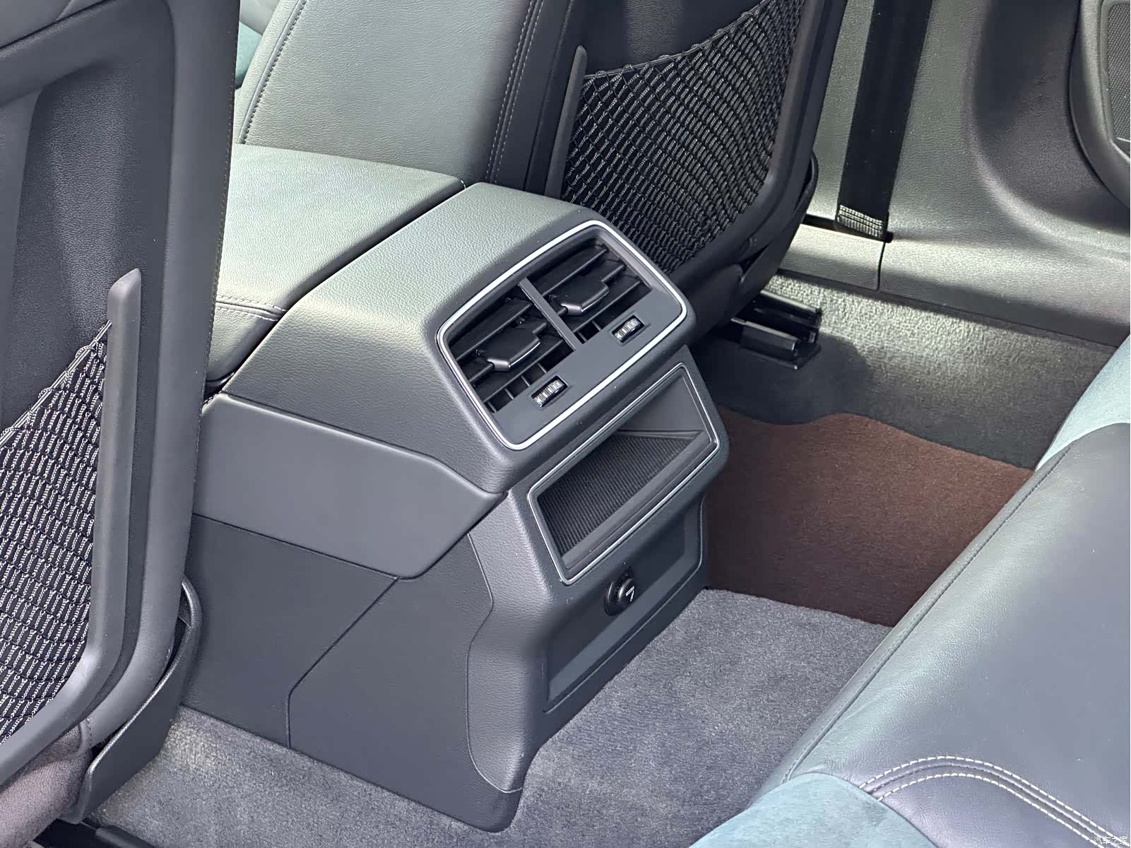 Audi A6, 2021 11