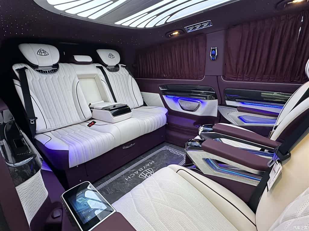 Mercedes-Benz 7, 2026 20