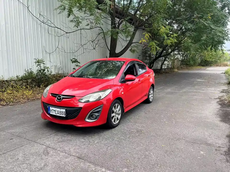 Mazda 2
