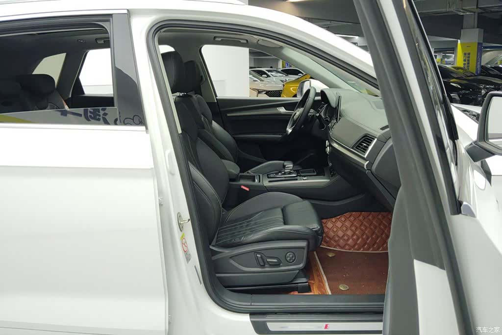 Audi Q5L, 2021 8