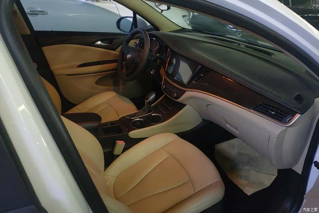 Buick Verano, 2018 8