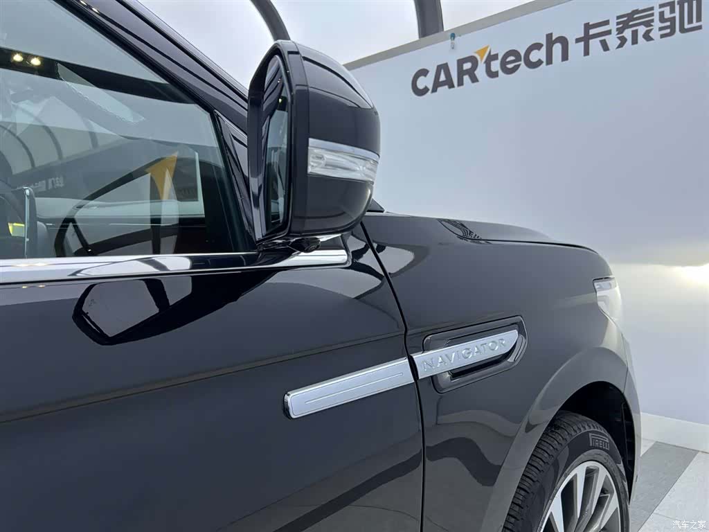 Lincoln Navigator, 2019 3