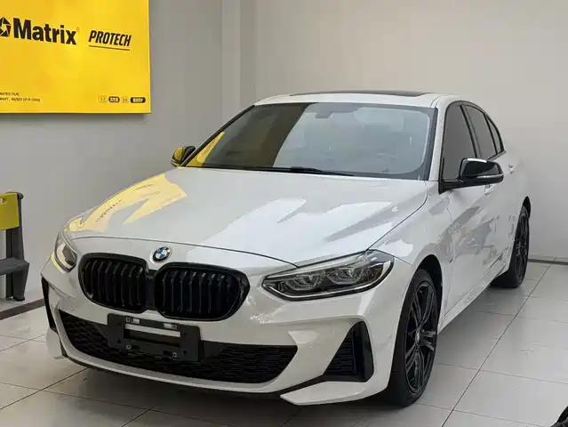 BMW 1 Series 2021 — купить из Китая под заказ
