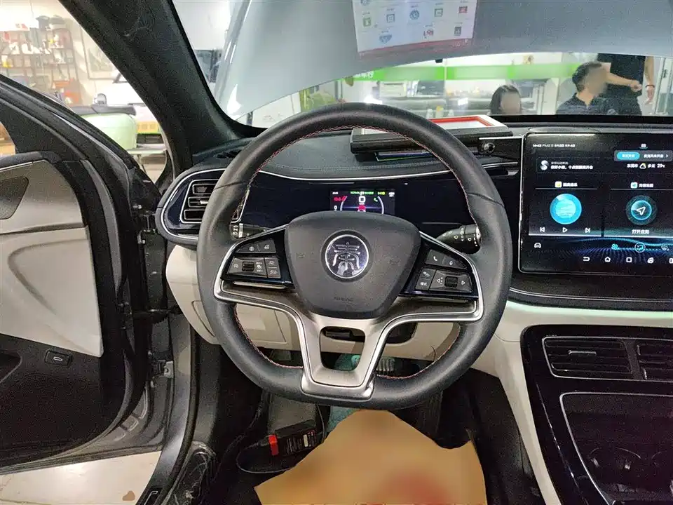 BYD Qin Yuan BYD Qin Yuan