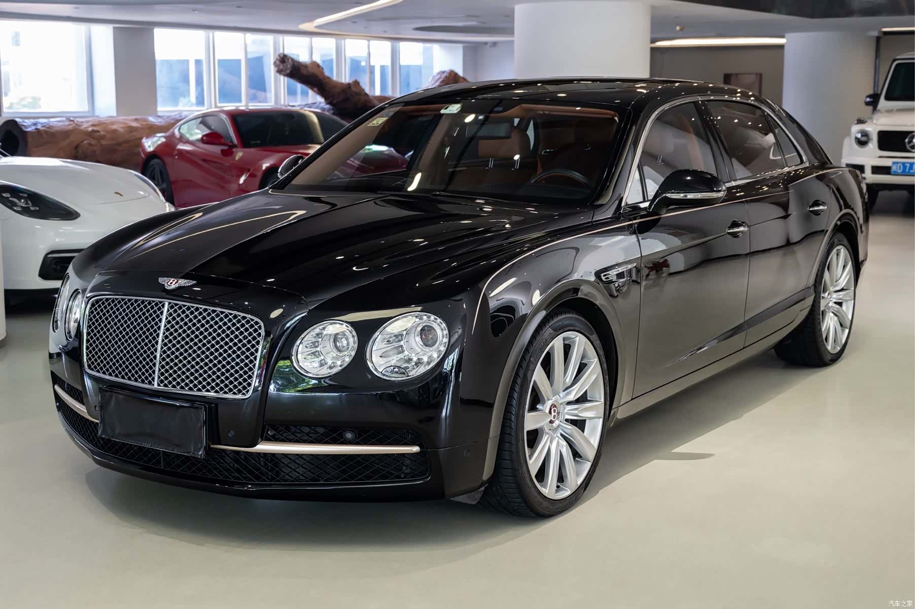 Bentley Flying Spur, 2018 1