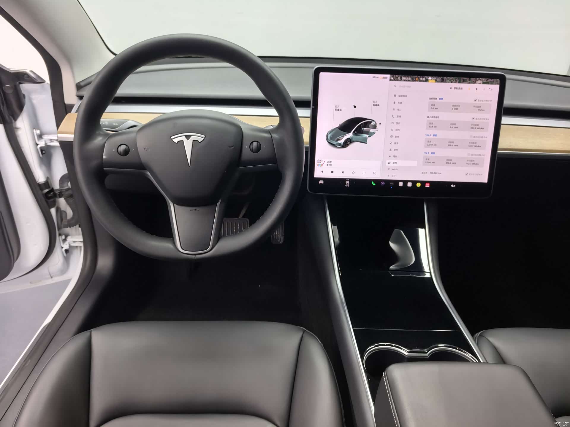 Tesla Model 3, 2021 все фото