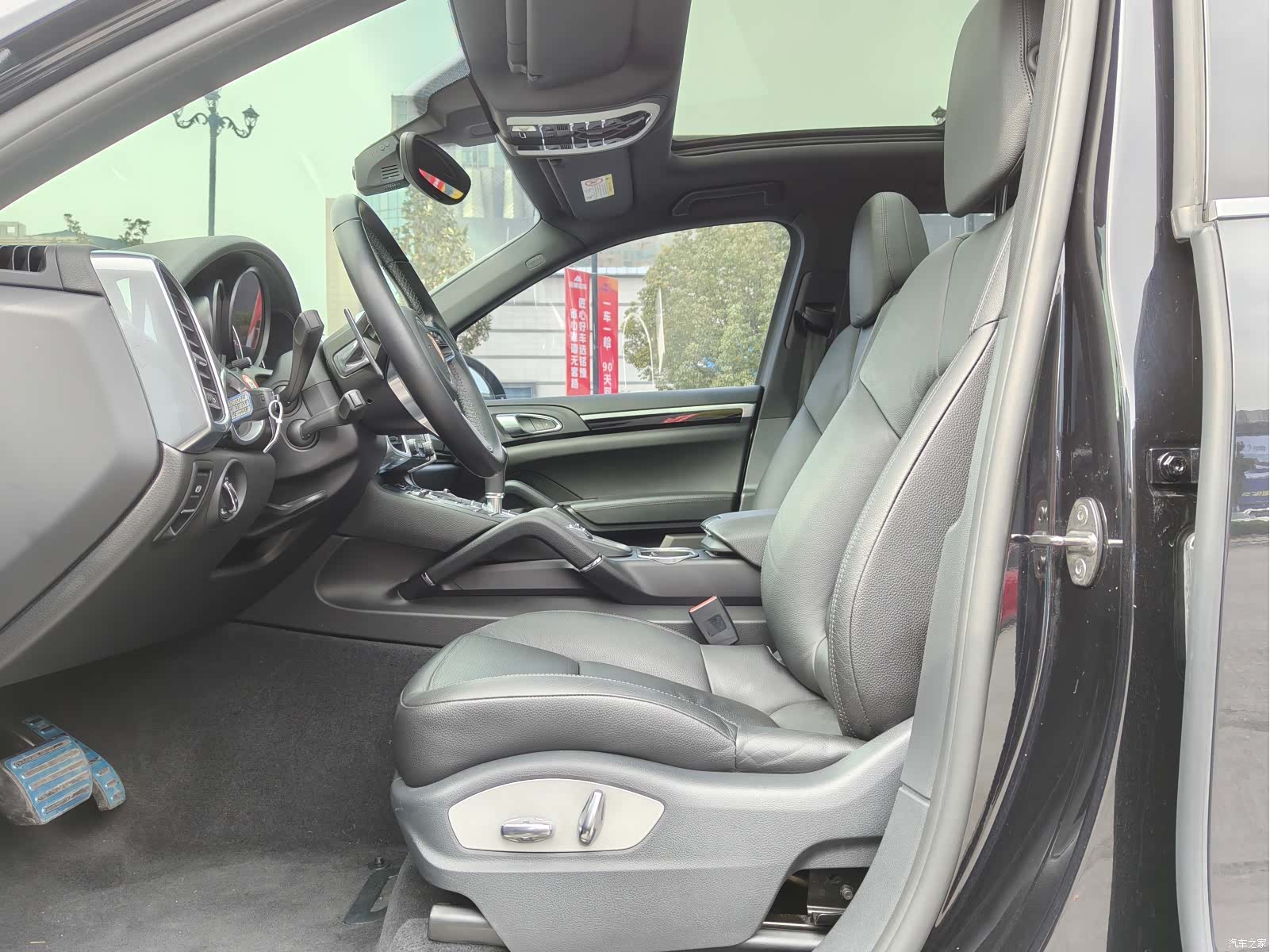 Porsche Cayenne, 2018 13