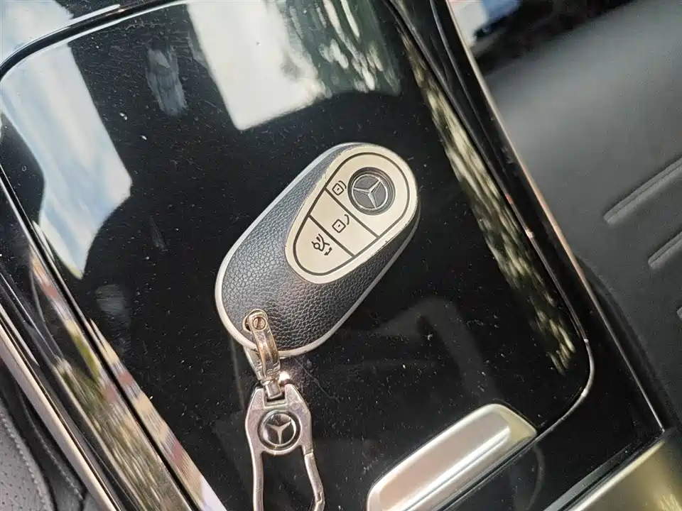 Mercedes-Benz GLC Mercedes-Benz GLC