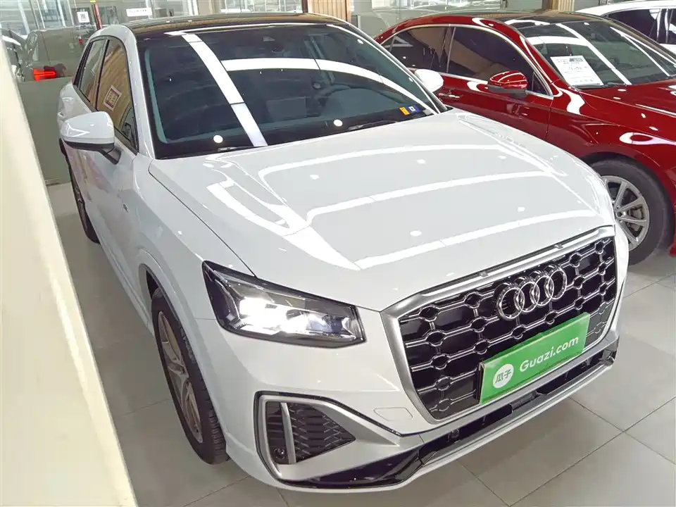 Audi Q2L Audi Q2L