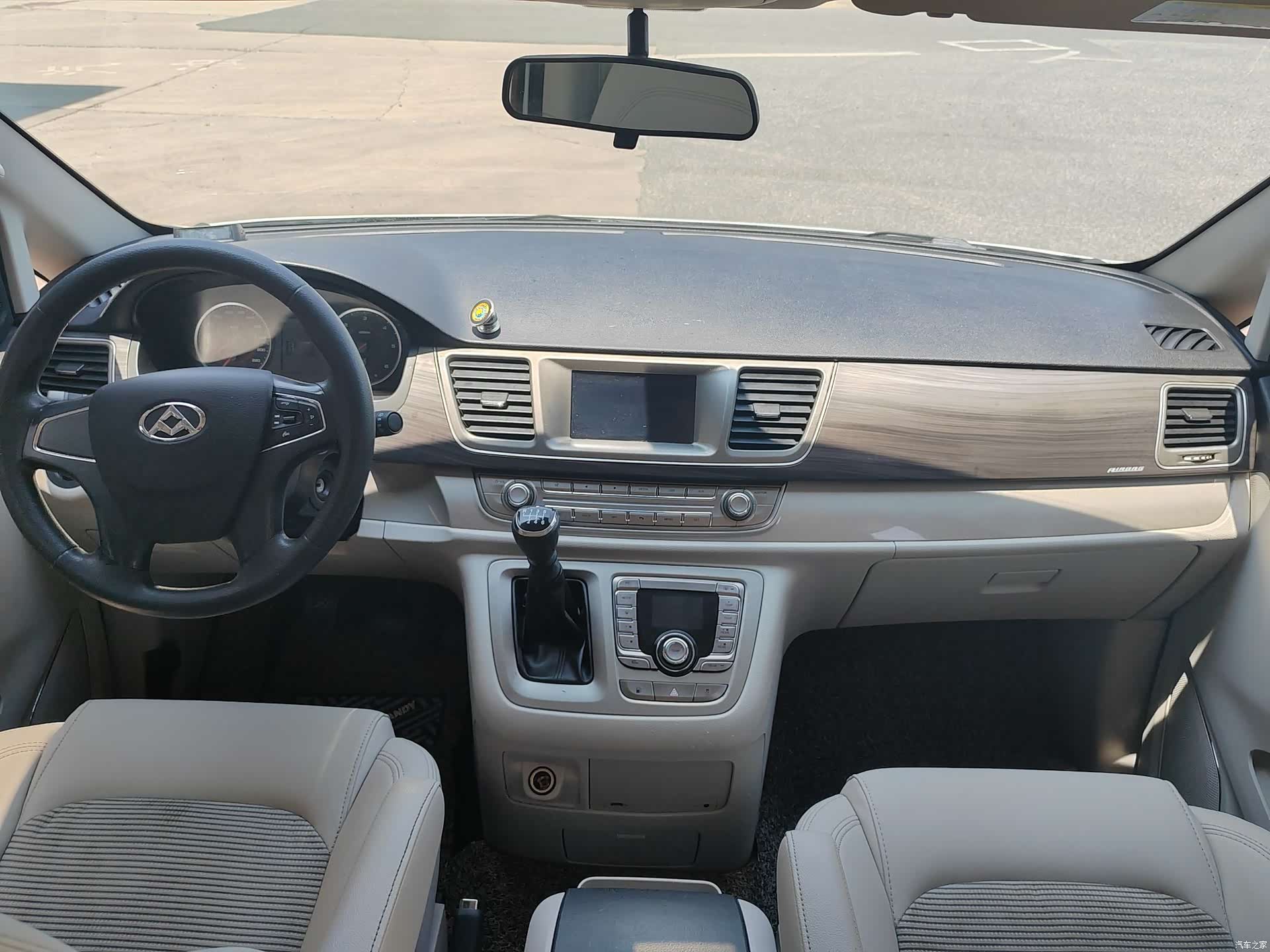 Maxus G10, 2018 7