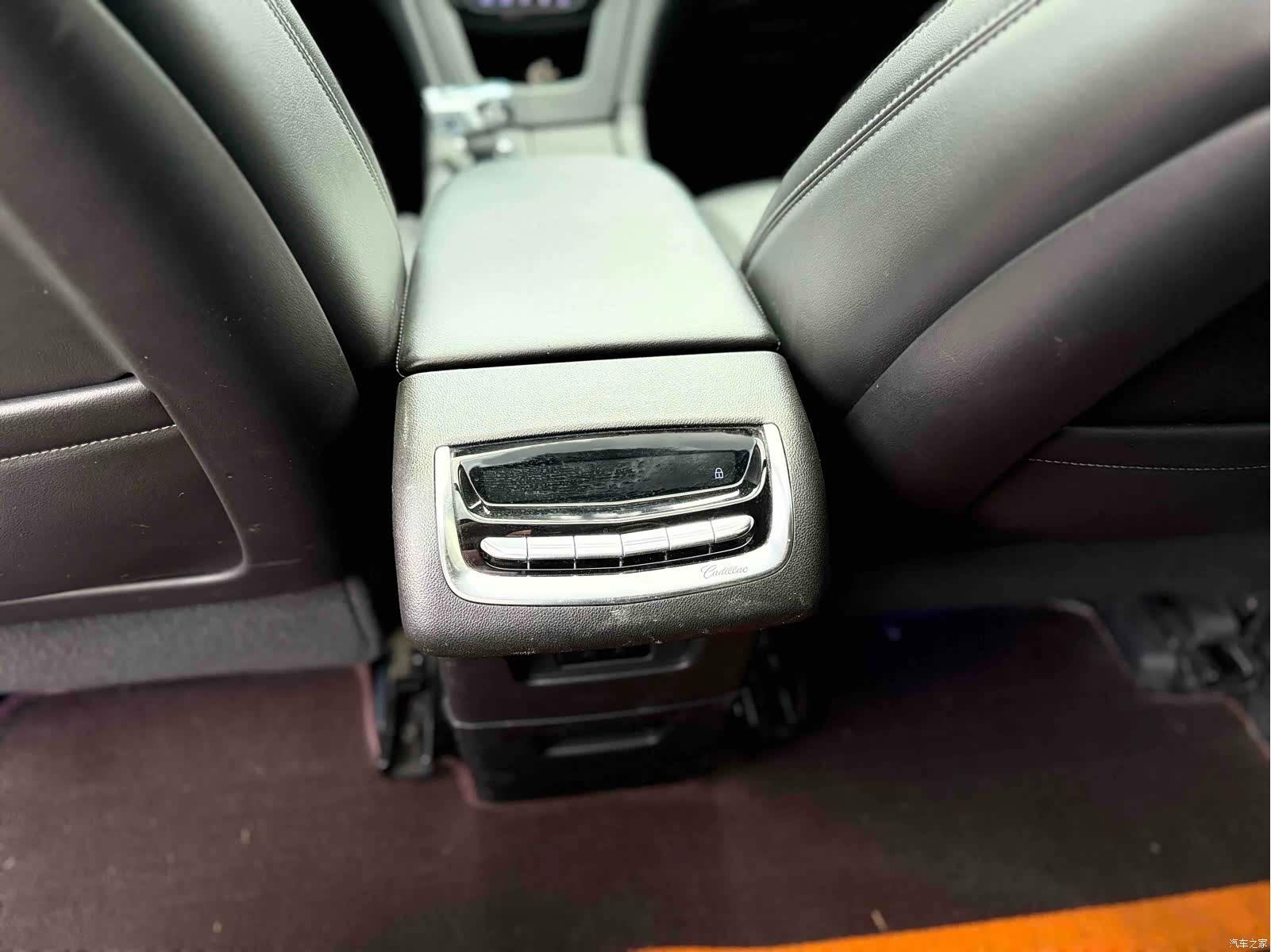 Cadillac XT6, 2022 17