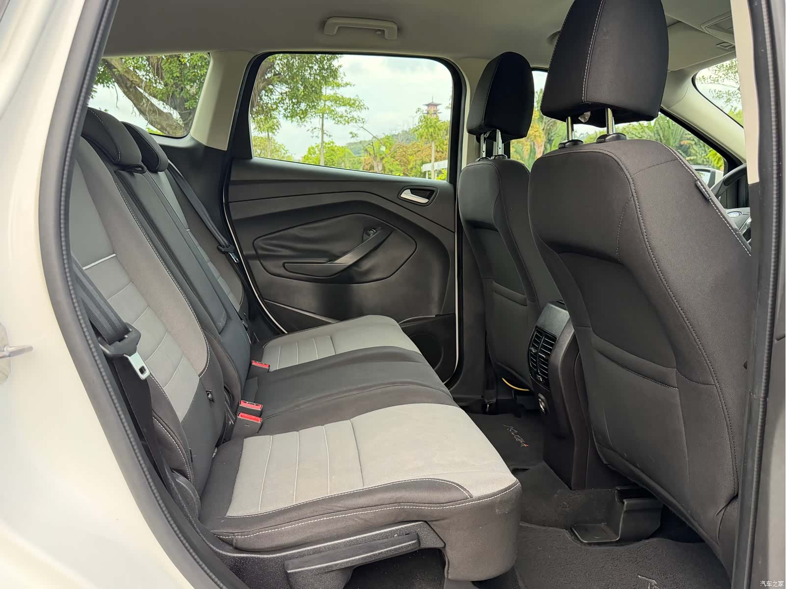 Ford Kuga, 2016 20