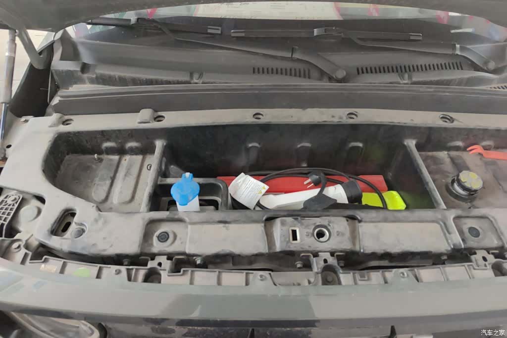 Geely Panda, 2023 10