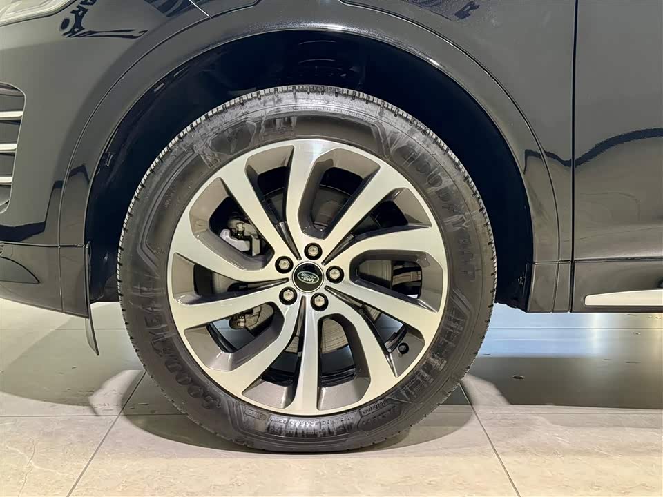 Land Rover Discover sports