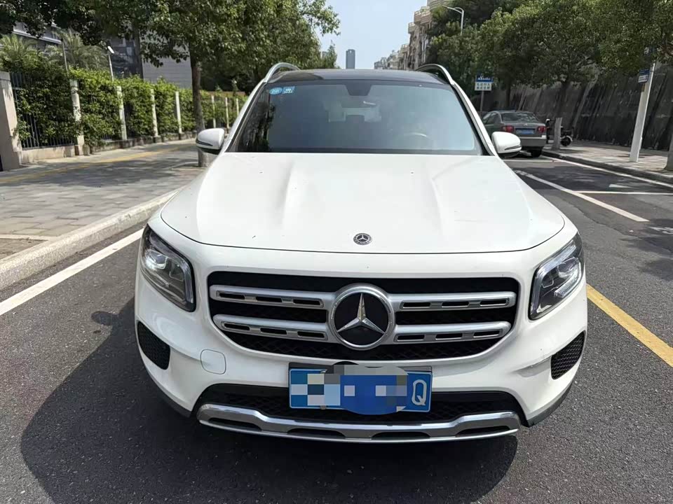 Mercedes-Benz GLB Mercedes-Benz GLB