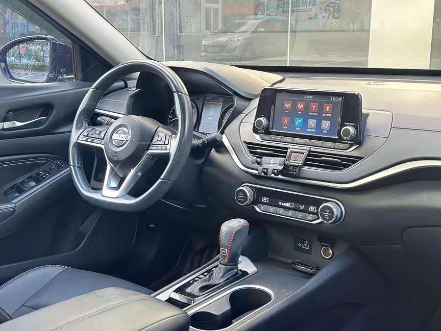 Nissan Altima 2019, фото 7
