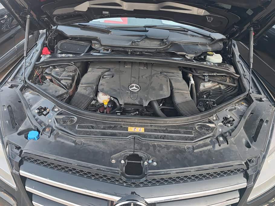 Mercedes-Benz R-class