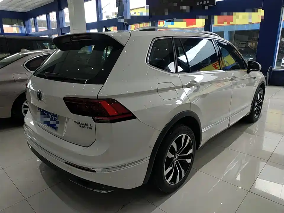 Volkswagen Tiguan L