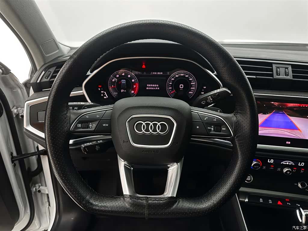 Audi Q3, 2022 17