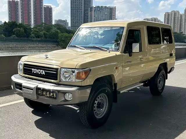 Toyota Land Cruiser LC78 2024 — купить из Китая под заказ