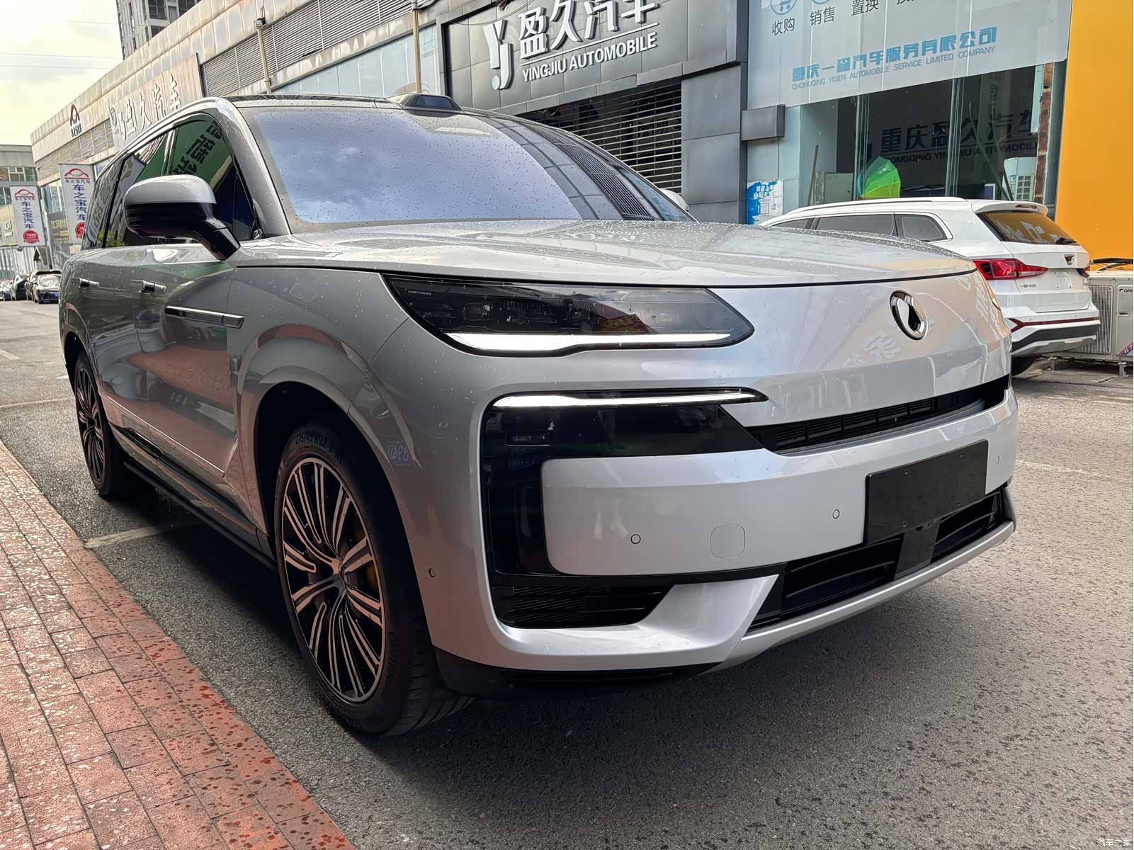 Denza N9, 2025 3