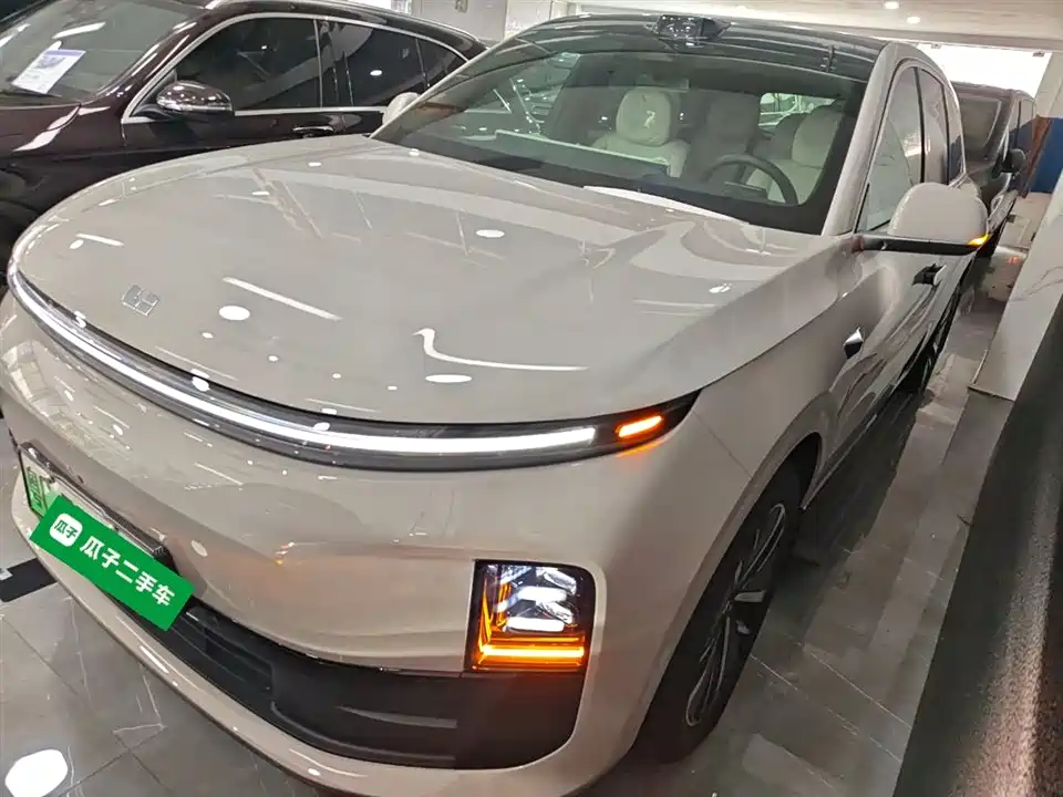 Li Auto Ideal L6