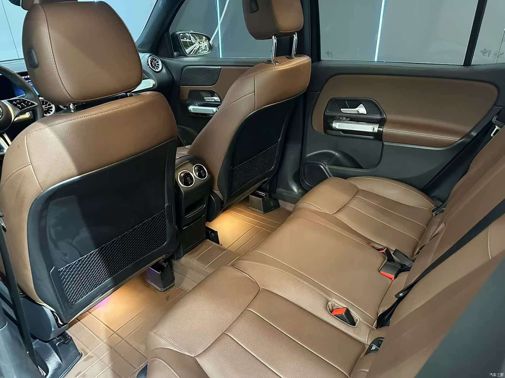 Mercedes-Benz GLB, 2024 9